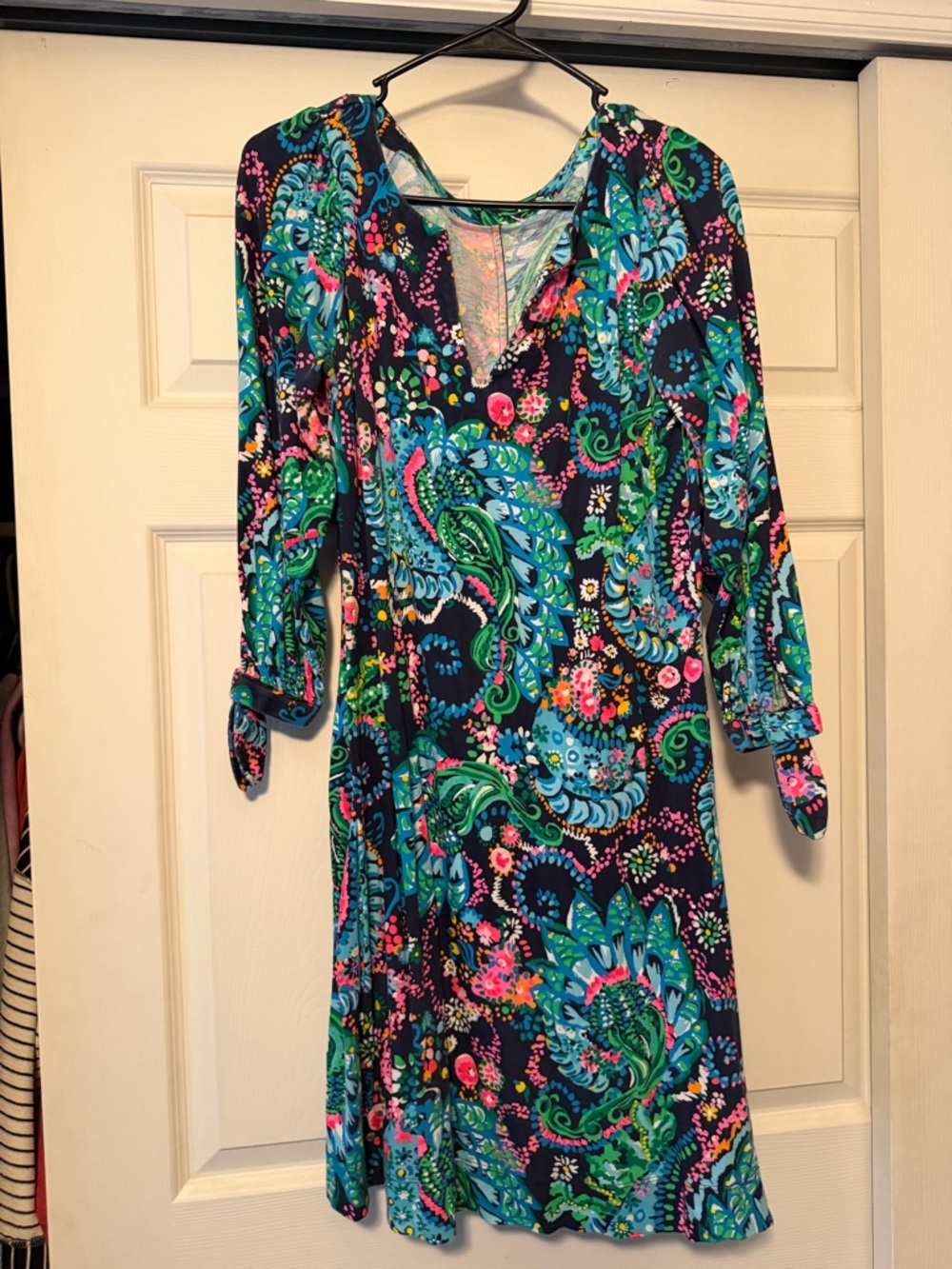 Floral Paisley V-Neck Shift Dress in Navy and Teal